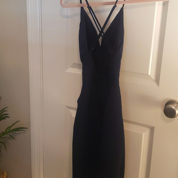 Dress - Picture 2 of 2